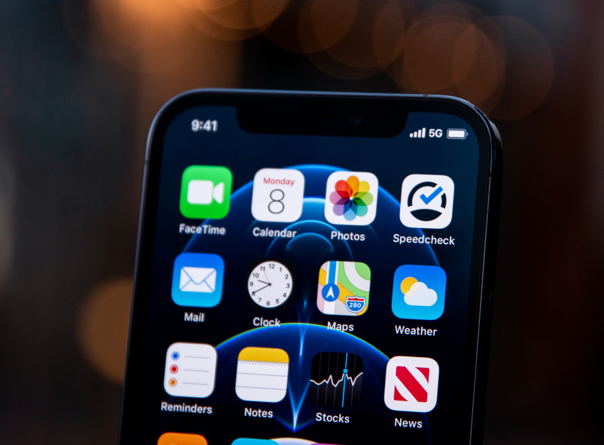聊城苹果手机维修分享为什么 iPhone 12 在冬季会自动关机 